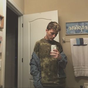 Meet your Posher, Eric